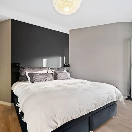 Modern Apartment In The Heart Of Bergen Exterior photo