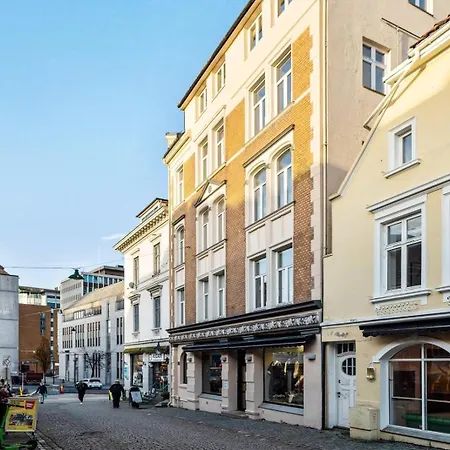 Modern Apartment In The Heart Of Bergen Exterior photo